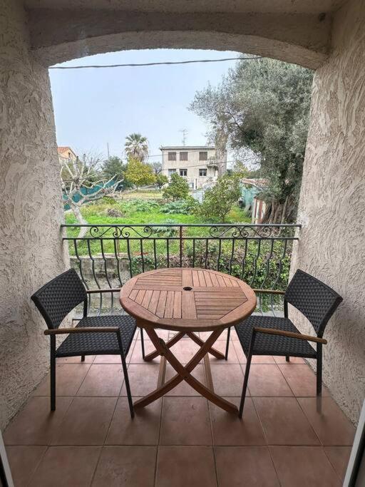 Villa Constance 3 Antibes - Spacieux Logement En Dernier Etage 外观 照片
